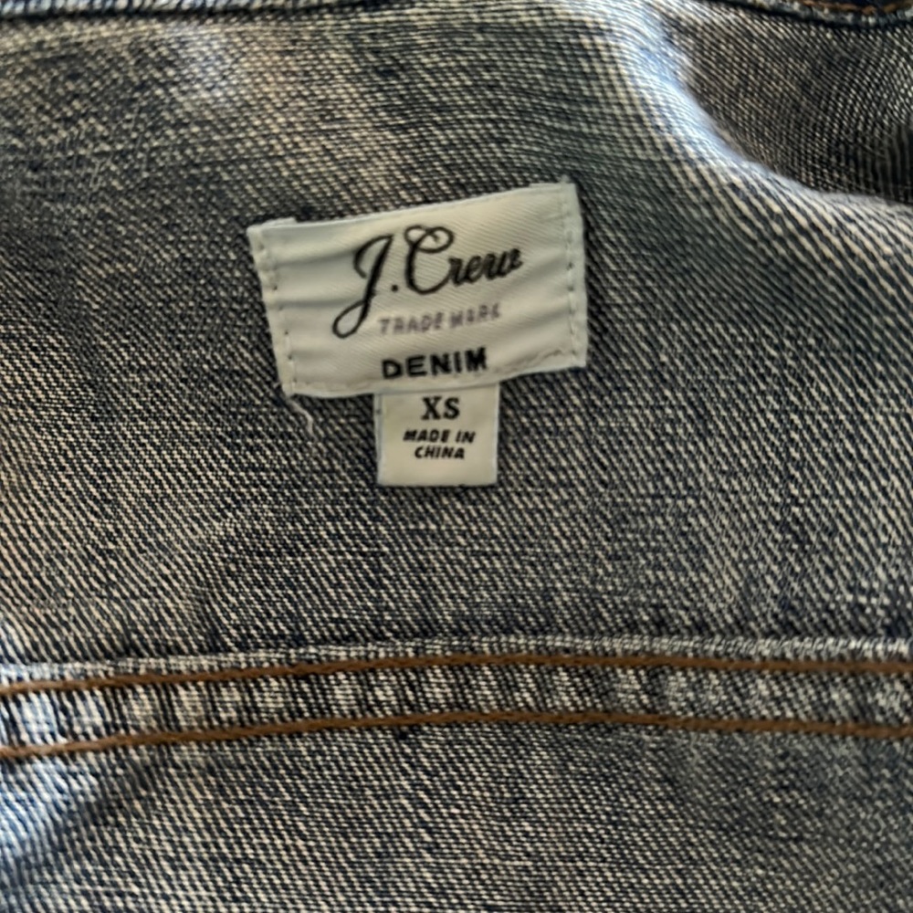 Great Jcrew denim jacket xs